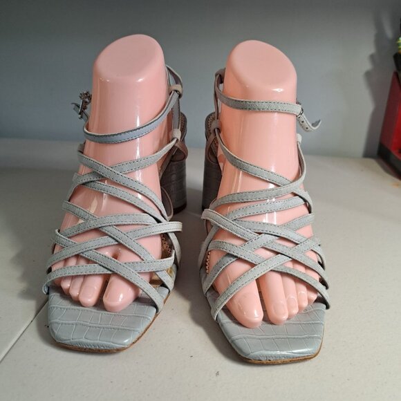 Sam Edelman Daffodil Gray Leather Croc Embossed Strappy Block Heel Sandals 9M - Picture 3 of 10